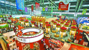 深圳文博会开幕，首设粤港澳大湾区文化馆